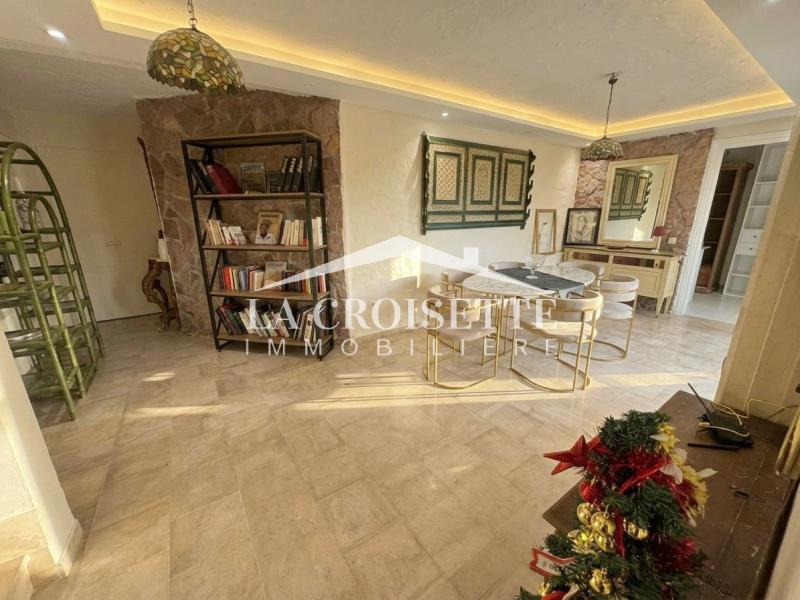  Villa meublée S+3 avec jardin et terrasse à La Marsa 